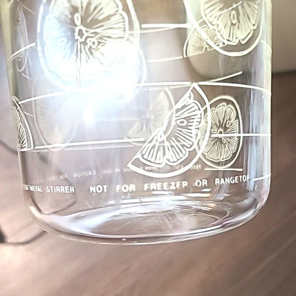 Vintage Pyrex Lemonade Refrigerator Jar 7520 2 Quart w/ Lid - Picture 4 of 8